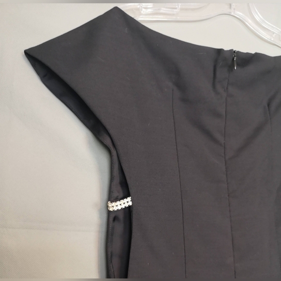 90s Neo-vintage Black Short Capped Sleeved Wool Mini Dress W/rhinestone Cutouts - Picture 2 of 6